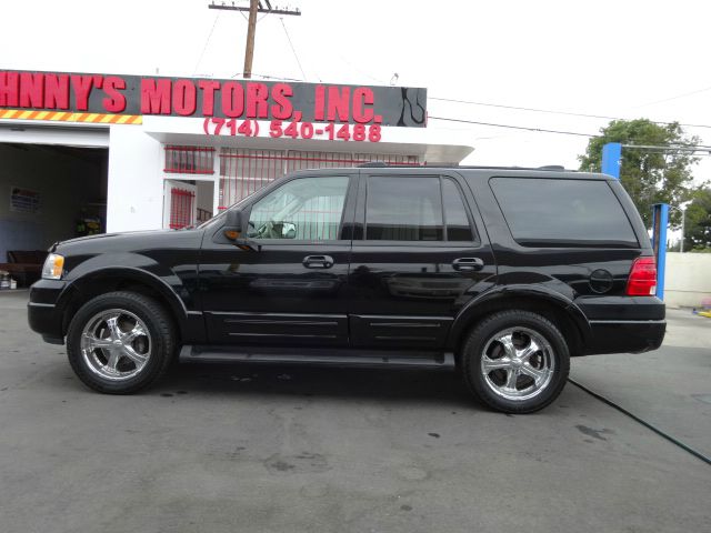 Ford Expedition 2dr HB Man Spec SUV