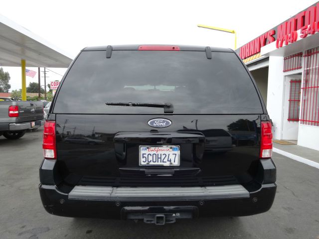 Ford Expedition 2003 photo 2