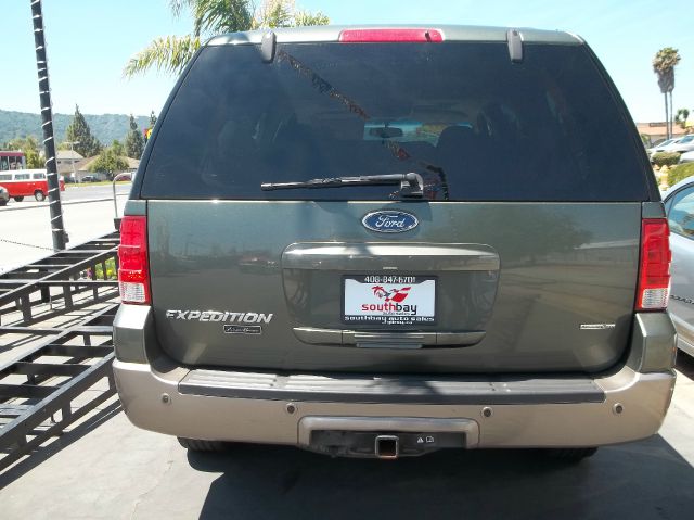 Ford Expedition 2003 photo 3