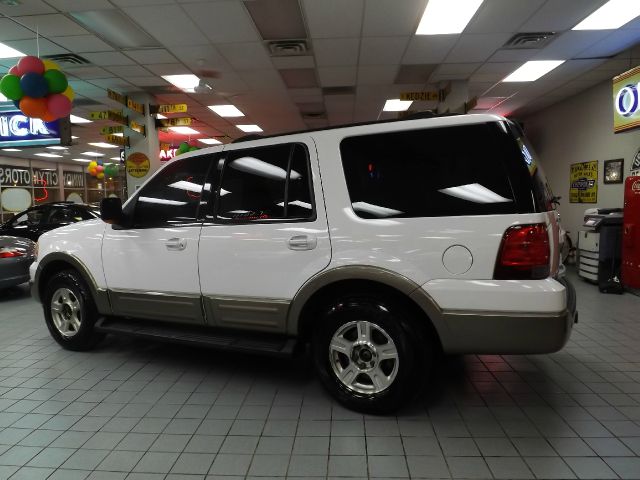 Ford Expedition 2003 photo 2