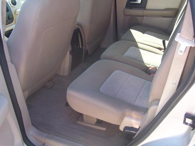 Ford Expedition 2003 photo 4