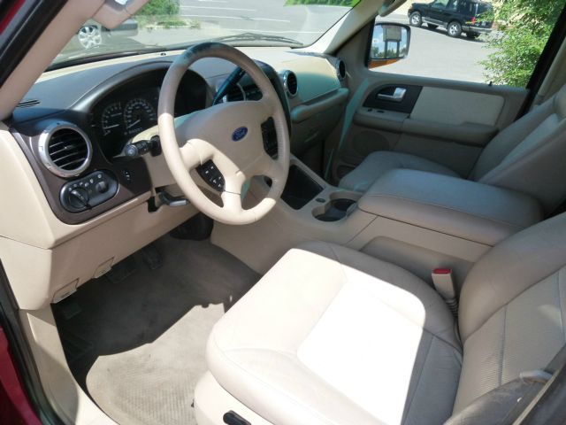 Ford Expedition 2003 photo 1