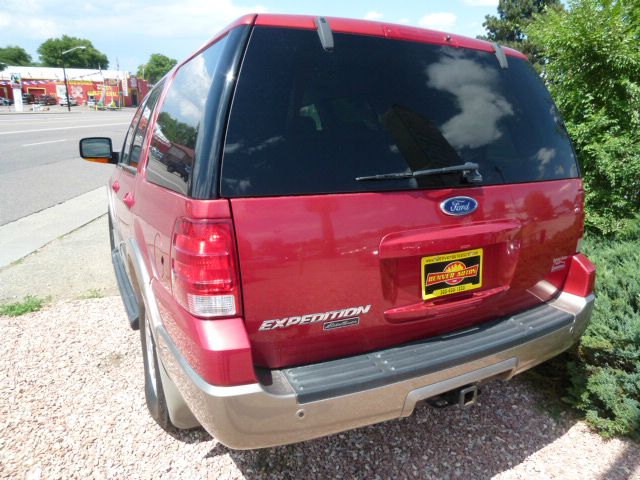 Ford Expedition 2003 photo 2