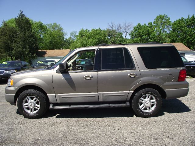 Ford Expedition 2003 photo 10