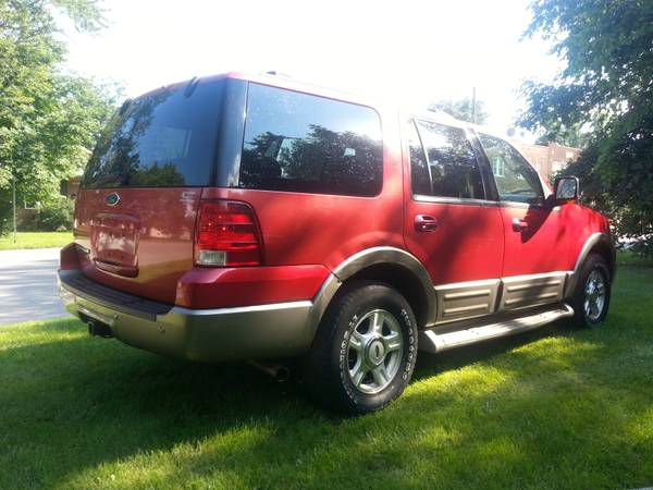 Ford Expedition 2003 photo 2