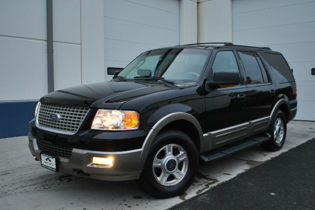 Ford Expedition 2003 photo 1