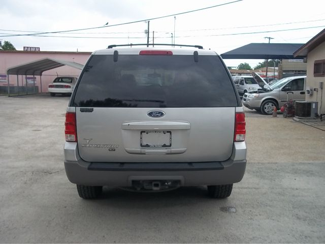 Ford Expedition 2003 photo 26