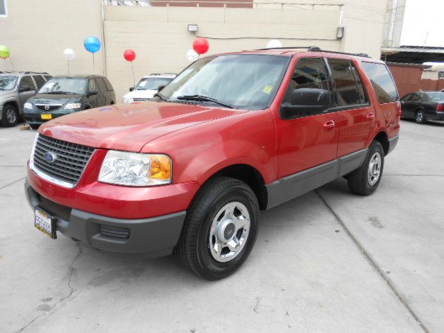 Ford Expedition 2003 photo 2