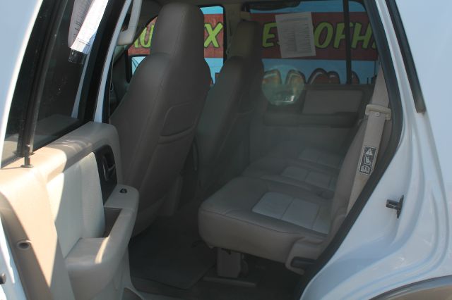 Ford Expedition 2003 photo 4