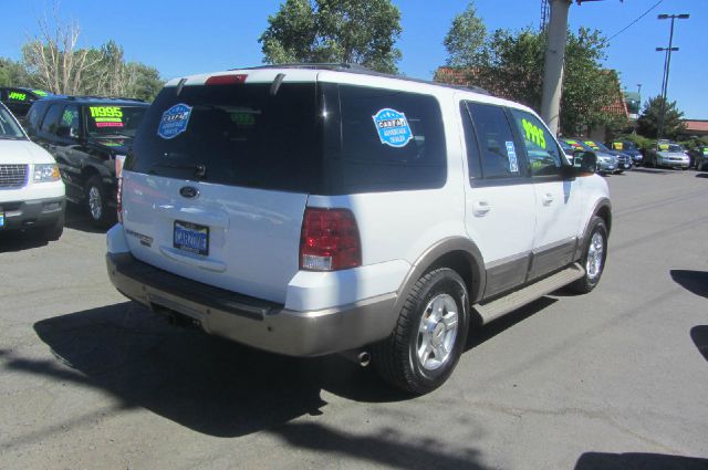 Ford Expedition 2003 photo 2