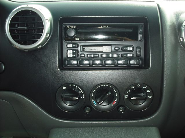 Ford Expedition 2003 photo 1