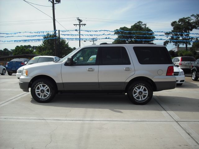 Ford Expedition 2003 photo 2