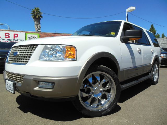 Ford Expedition 2003 photo 2