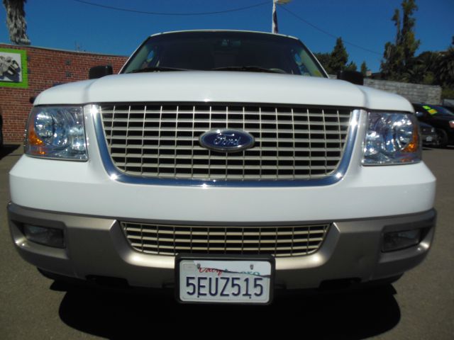 Ford Expedition 2003 photo 3