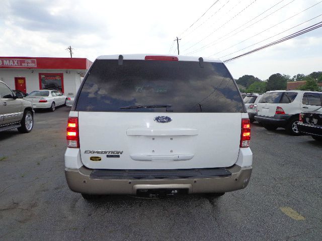 Ford Expedition 2003 photo 1