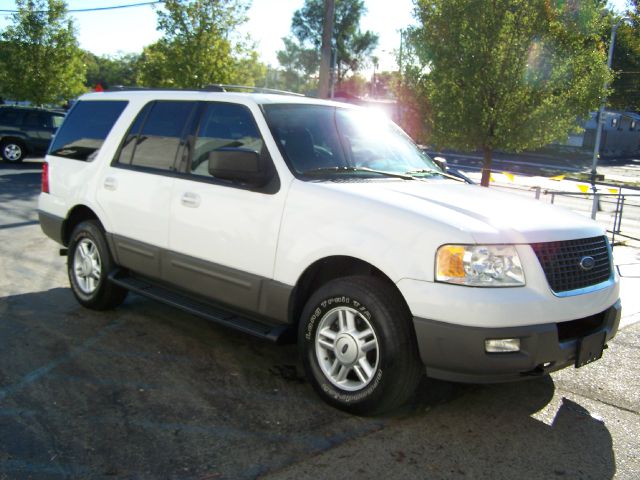 Ford Expedition 2003 photo 1