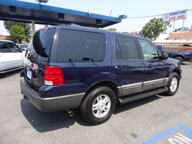 Ford Expedition 2003 photo 3