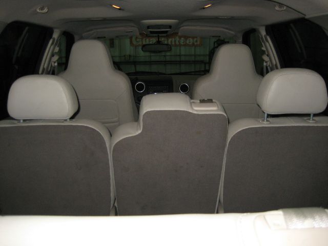 Ford Expedition 2003 photo 3