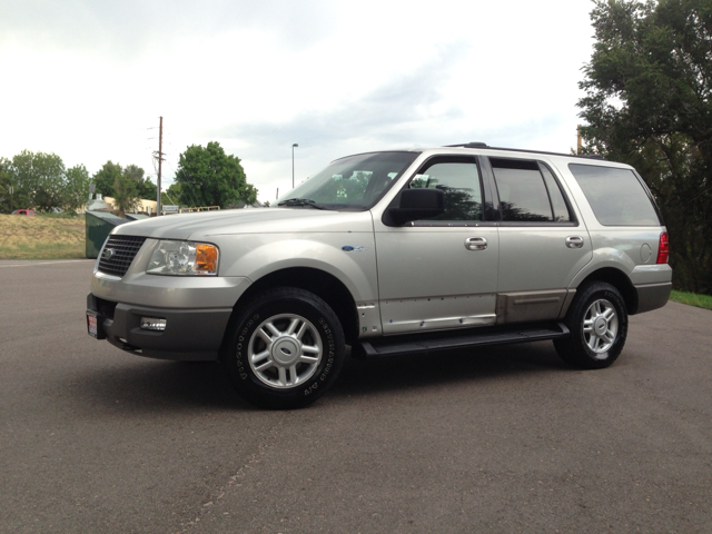 Ford Expedition 2003 photo 1