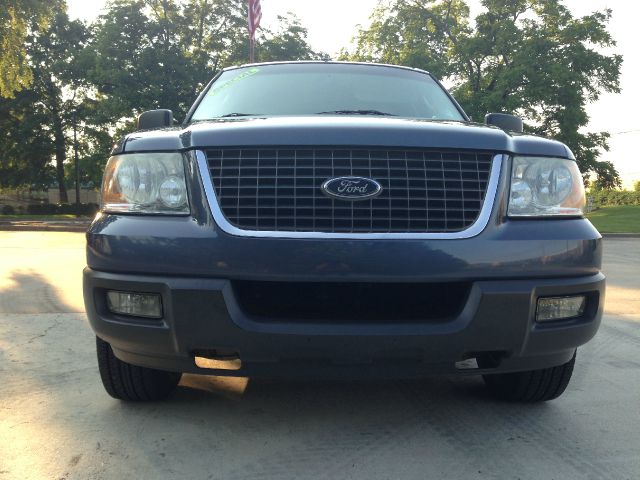 Ford Expedition 2003 photo 1