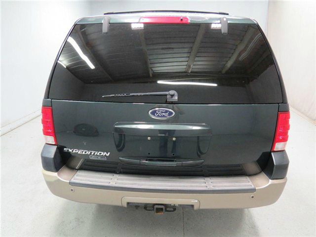 Ford Expedition 2dr HB Man Spec SUV