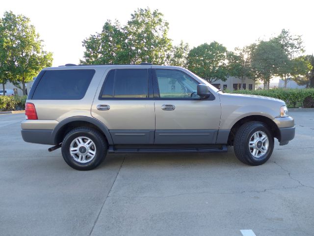 Ford Expedition 2003 photo 15