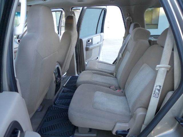 Ford Expedition 2003 photo 3