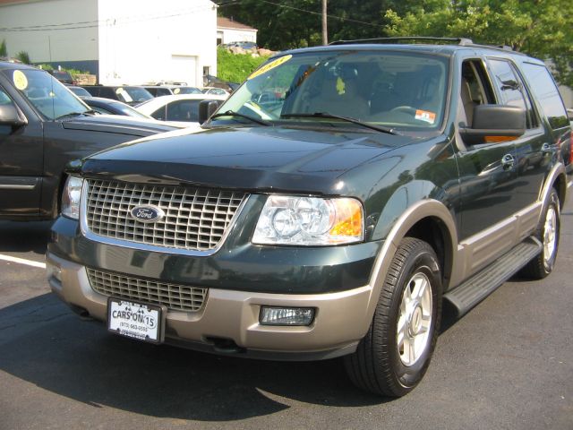 Ford Expedition 2003 photo 2