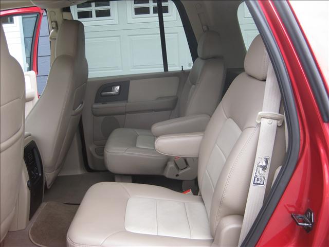 Ford Expedition 2003 photo 2