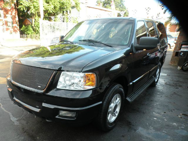 Ford Expedition 2003 photo 2