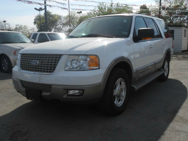 Ford Expedition 2003 photo 2