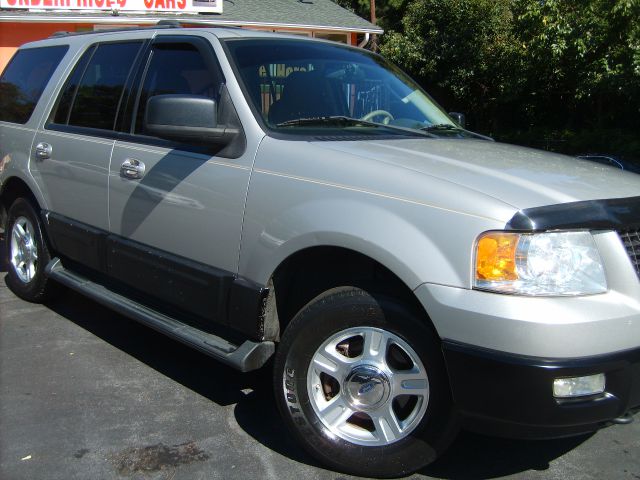 Ford Expedition 2003 photo 4