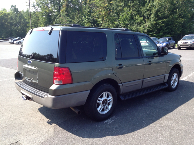 Ford Expedition 2003 photo 4