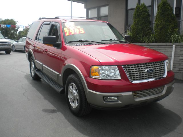 Ford Expedition 2003 photo 2