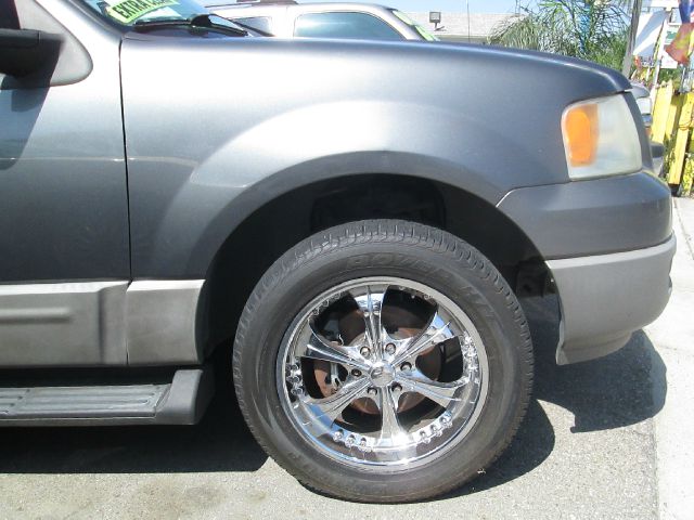 Ford Expedition 2003 photo 1