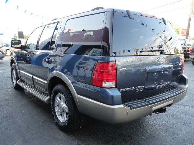 Ford Expedition 2003 photo 4