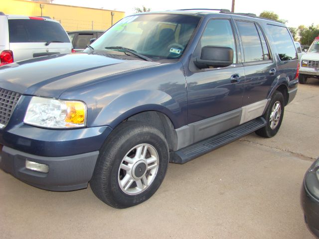 Ford Expedition 2003 photo 1