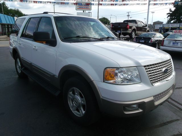 Ford Expedition 2003 photo 2