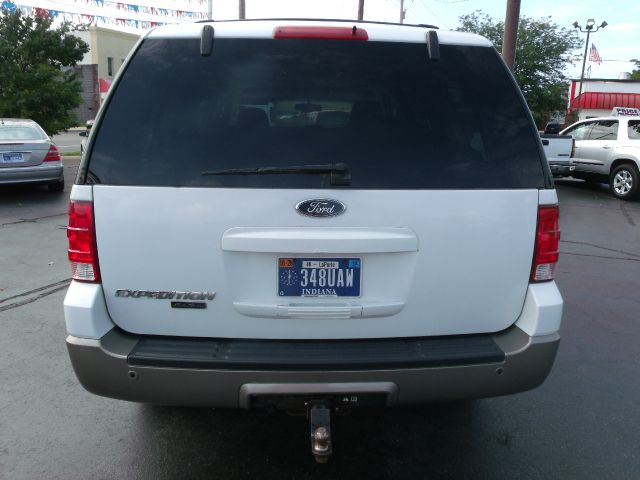 Ford Expedition 2003 photo 3