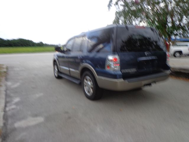 Ford Expedition 2003 photo 3