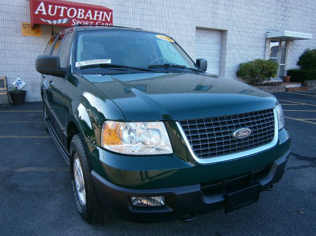 Ford Expedition 2004 photo 4