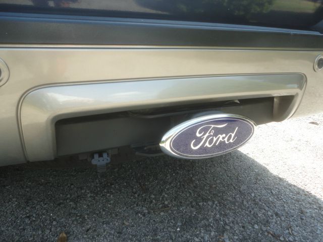 Ford Expedition 2004 photo 4