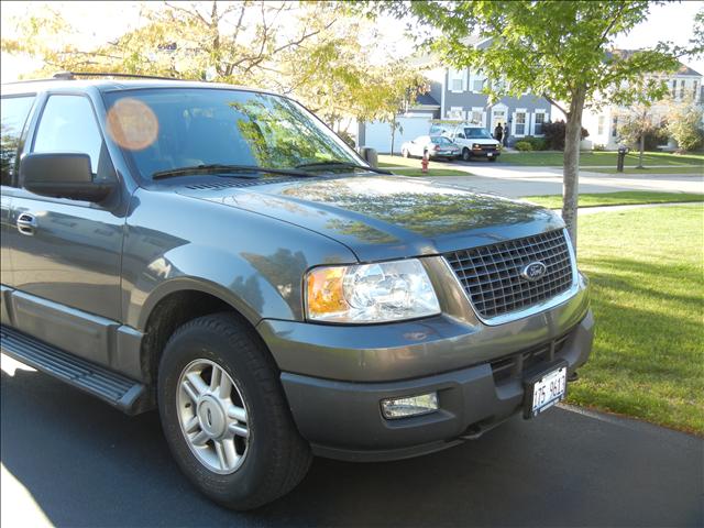 Ford Expedition 2004 photo 3