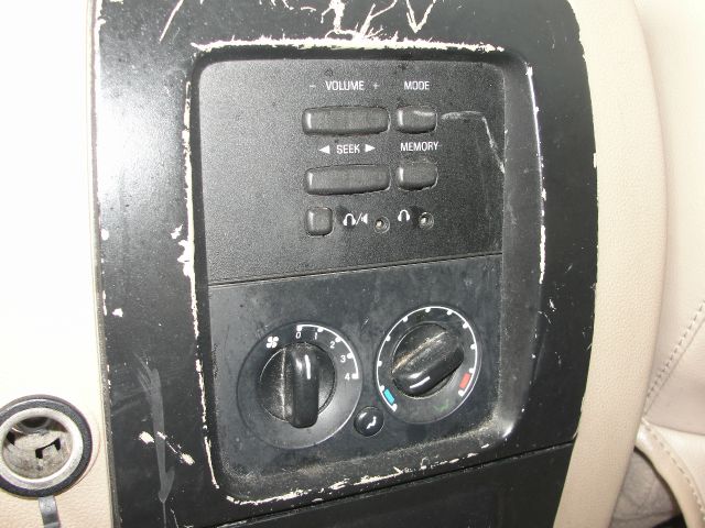 Ford Expedition 2004 photo 12