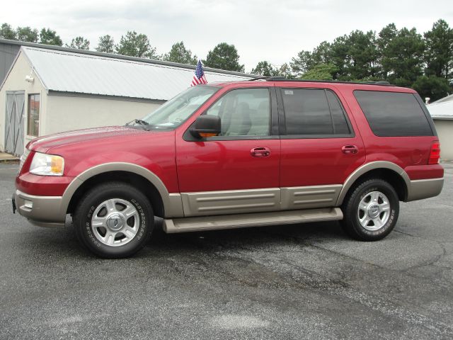 Ford Expedition 2004 photo 18