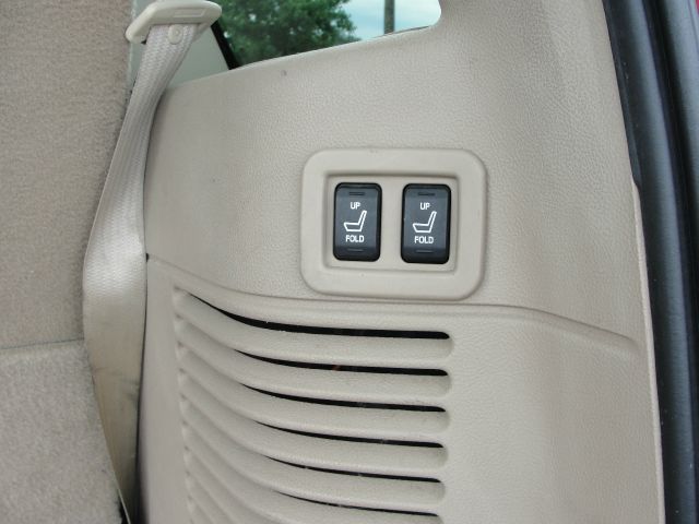 Ford Expedition 2004 photo 20