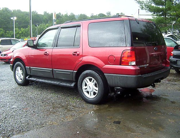 Ford Expedition 2004 photo 0