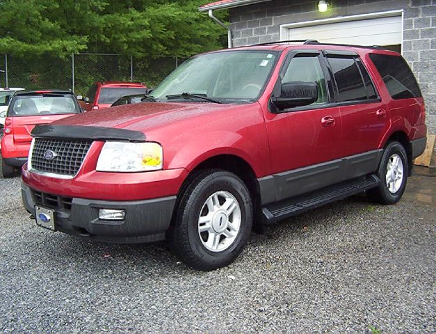 Ford Expedition 2004 photo 3