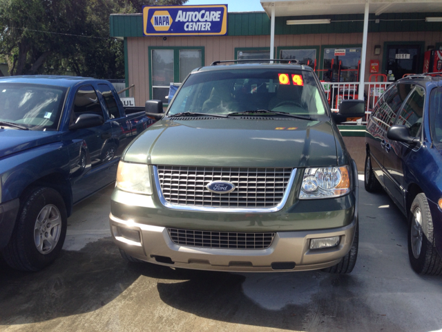 Ford Expedition 2004 photo 3