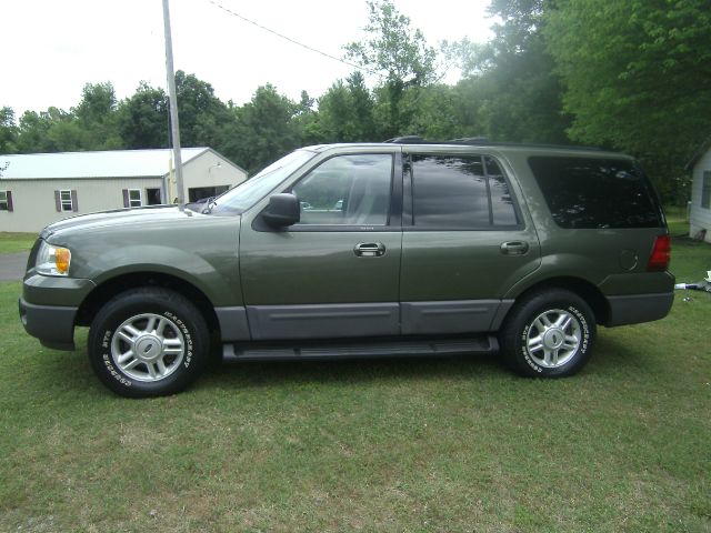 Ford Expedition 2004 photo 12